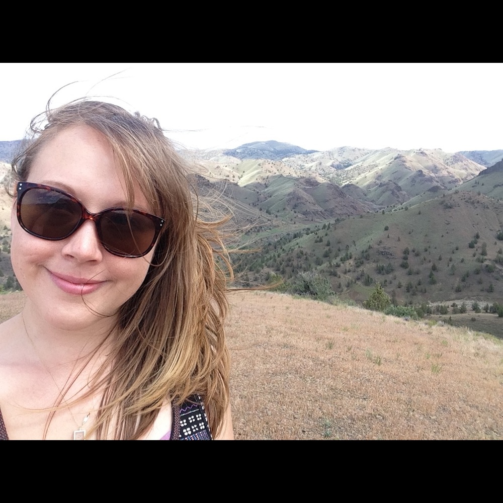 Meet your Posher, Lindsey